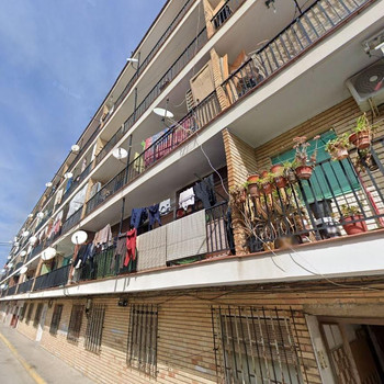 Besetzte Wohnung in Beniel, Murcia, zu verkaufen.