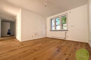 * DIE Maisonette-Wohnung * frisch saniert * ü. 130 qm * 4 Zi.* Balkon + Terrasse + Garten * Fürth * – Gutenbergstrasse 23, 90766 Scherbsgraben, Billinganlage, Fürth – Vorschaubild 10