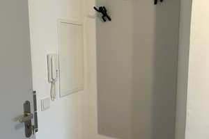 Teilmöbliertes 1-Zimmer-Apartment  – Lenaustraße 1, 40470 Rath, Düsseldorf – Vorschaubild 6