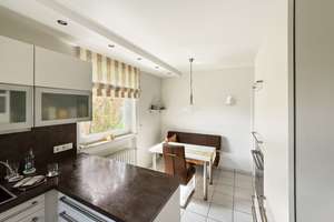 !PROVISIONSFREI! Großer Bungalow in Staufenberg-Landwehrhagen (231 m²): modernisiert in Randlage mit – Die vollständige Adresse der Immobilie erhältst du vom Anbieter., 34355 Staufenberg – Vorschaubild 10