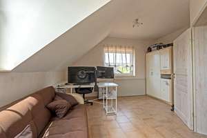 Exklusiver Rückzugsort: Haus mit Pool & unverbaubarem Burgblick – Die vollständige Adresse der Immobilie erhältst du vom Anbieter., 56651 Niederdürenbach – Vorschaubild 8