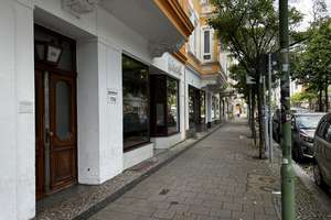 Drei-Zimmer Wohnung mit Einbauküche/ Dusche und Badewanne/ Citylage – Bürgermeister-Smidt-Straße 174, 27568 Mitte, Bremerhaven – Vorschaubild 2