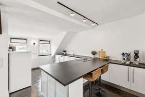 Unverwechselbare Maisonette mit sonniger Dachterrasse & historischem Flair. – 40472 Rath, Düsseldorf – Vorschaubild 3