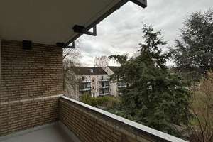 Frisch renovierte 3‑Zimmer‑Wohnung mit Balkon in ruhiger Lage – 75 m² in Düsseldorf – In den Kötten 15a, 40627 Vennhausen, Düsseldorf – Vorschaubild 2