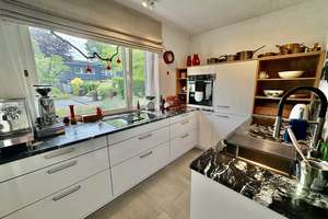 Lichtdurchfluteter Bungalow mit besonderer Architektur und Kamin – einziehen und wohlfühlen! – Die vollständige Adresse der Immobilie erhältst du vom Anbieter., 41239 Schmölderpark, Mönchengladbach – Vorschaubild 15