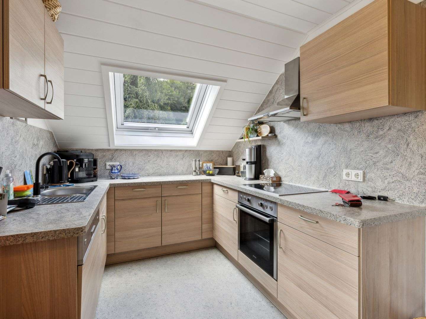 Immobilie in Dietzhölztal - Ewersbach: Drei vermietete Wohneinheiten im Mehrfamilienhaus als Kapitalanlage oder Selbstnutzung - Bild 4