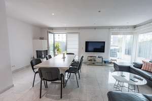 Stylisches Mehrgenerationenhaus mit Einliegerwohnung in Neu - Ulms PREMIUMLAGE ! – Die vollständige Adresse der Immobilie erhältst du vom Anbieter., 89231 Neu-Ulm – Vorschaubild 13