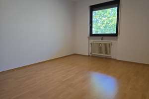 Großzügige 4-Zimmer-Wohnung mit Loggia, TG-Stellplatz, Wallbox und Keller – Die vollständige Adresse der Immobilie erhältst du vom Anbieter., 90429 Muggenhof, Nürnberg – Vorschaubild 11