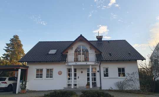 Exclusives Wohnhaus in Toplage am Berg mit Aussicht