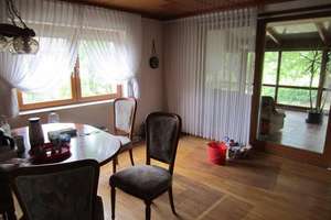 Achern freist. EFH mit gr Grundstück 761qm, 220 qmWFL, Bj 1988
Balkon Winterg – Die vollständige Adresse der Immobilie erhältst du vom Anbieter., 77855 Achern – Vorschaubild 4