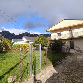 Chalet zum Verkauf in La Cabrera