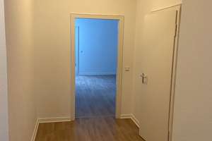 Helle 3-Zimmer-Wohnung in Krefeld mit Balkon – Die vollständige Adresse der Immobilie erhältst du vom Anbieter., 47799 Cracau, Krefeld – Vorschaubild 2