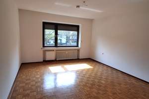 Schöne und geräumige 3 Zimmer Wohnung mit großem Balkon! – Bismarckstraße 81, 47799 Cracau, Krefeld – Vorschaubild 4