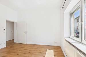 TOP GESCHNITTENES RAUMWUNDER - 3 ZIMMER ALTBAUWOHNUNG MIT SCHÖNER AUFTEILUNG – Die vollständige Adresse der Immobilie erhältst du vom Anbieter., 65205 Erbenheim, Wiesbaden – Vorschaubild 14