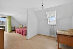 Großzügiges Haus mit Einliegerwohnung in ruhiger Lage – Die vollständige Adresse der Immobilie erhältst du vom Anbieter., 76332 Bad Herrenalb – Vorschaubild 10