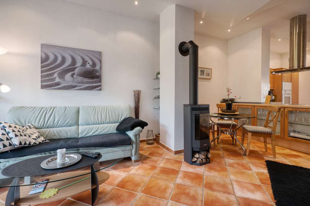 Immobilie in Wittenbeck - „Am Grün“: Jung mit Kamin, 2 Balkonen, Keller & Carport, in TOP Lage zwischen Golfplatz & Ostsee !!! - Bild 8