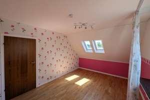 Großzügige Maisonette-Wohnung mit Terrasse, Sauna, Kamin & zwei Stellplätzen in Essen-Frohnhausen – Die vollständige Adresse der Immobilie erhältst du vom Anbieter., 45147 Frohnhausen, Essen – Vorschaubild 9