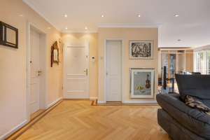 Exklusives Penthouse in Bestlage von Köln-Marienburg – Die vollständige Adresse der Immobilie erhältst du vom Anbieter., 50968 Marienburg, Köln – Vorschaubild 2