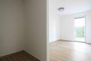 Exklusive 4- Zimmer-Wohnung mit 40m² großer Südterrasse u. Tiefgaragenstellplatz in Chemnitz Hutholz – Die vollständige Adresse der Immobilie erhältst du vom Anbieter., 9123 Hutholz, Chemnitz – Vorschaubild 13