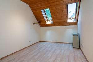 Für die große Familie – Zweifamilienhaus mit Potenzial in ruhiger Lage – Die vollständige Adresse der Immobilie erhältst du vom Anbieter., 78315 Radolfzell am Bodensee – Vorschaubild 16