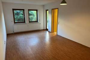 2-Zimmer-EG-Eigentumswohnung mit Terrasse und Einzelgarage in Reutlingen