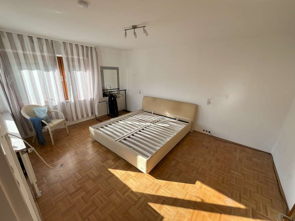 Immobilie in Haigerloch - Wohnhaus mit viel Potenzial in sonniger Wohnlage in Haigerloch - Bild 2