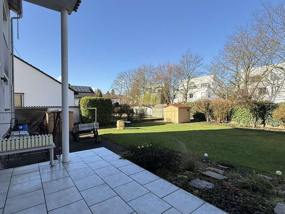 Terrasse und Garten
