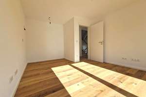 Neuwertige Doppelhaushälfte – Die vollständige Adresse der Immobilie erhältst du vom Anbieter., 22159 Farmsen-Berne, Hamburg – Vorschaubild 3