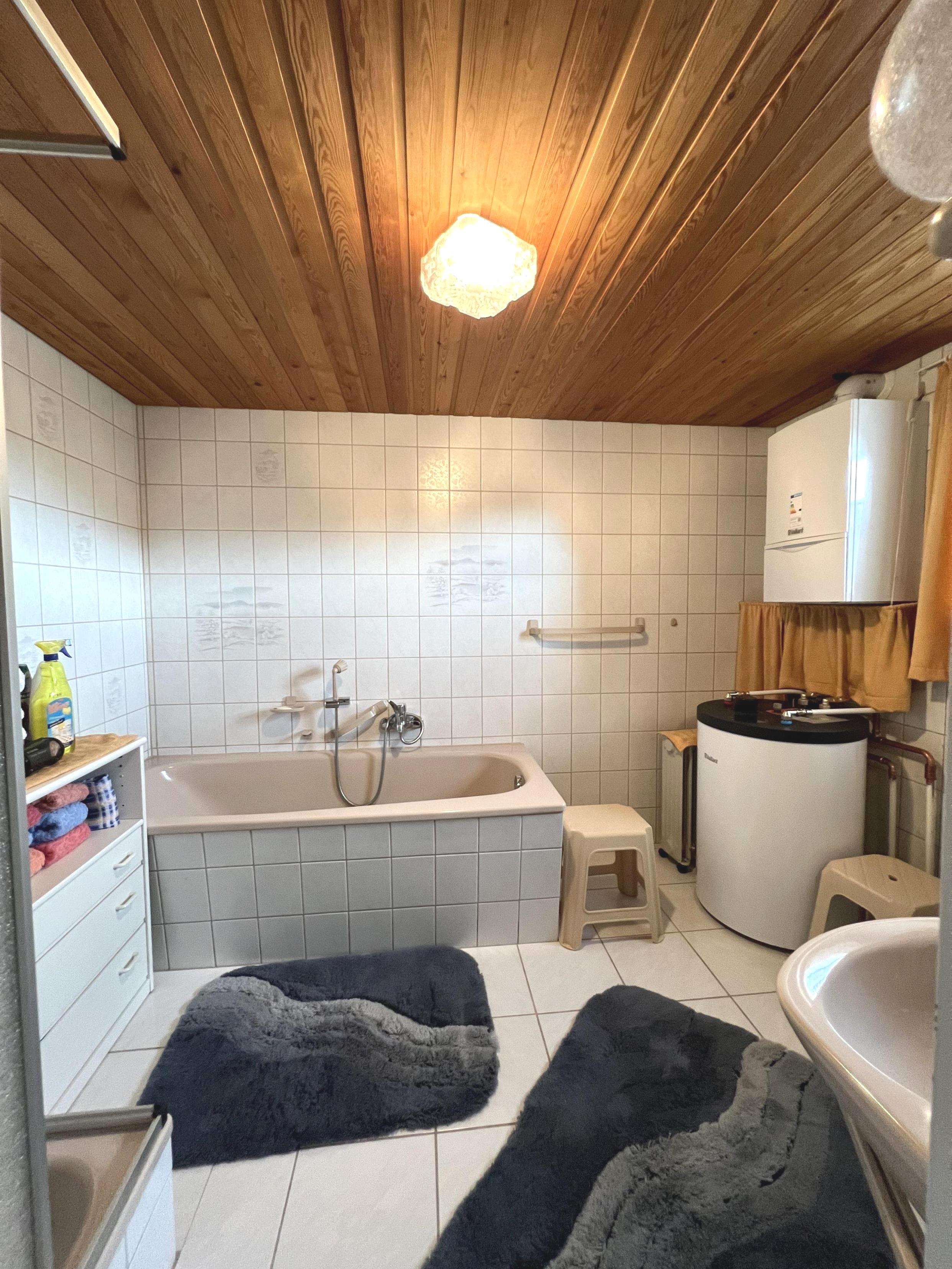 Immobilie in Schwarzenberg/Erzgebirge - Schöne Haushälfte in ruhiger Siedlung - Bild 5