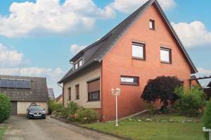 Optimal für Familien - mit Einliegerwohnung – Die vollständige Adresse der Immobilie erhältst du vom Anbieter., 27313 Dörverden – Vorschaubild 1