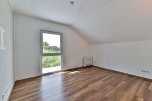 Effizienzhaus 55 mit Einliegerwohnung: funktional, ästhetisch und Innovation vereint – Karlsruhe (Kreis) – Vorschaubild 16