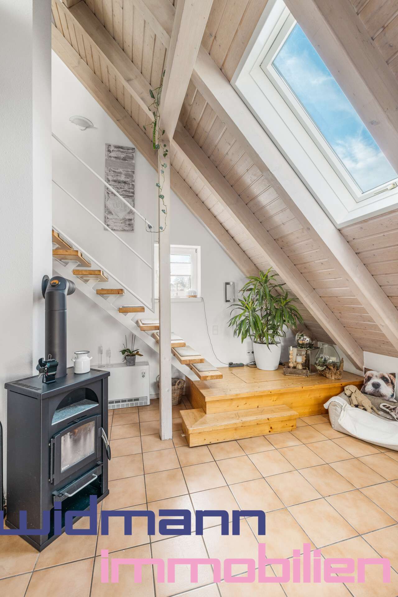 Immobilie in Schönaich - Wohnen wie im eigenen Haus – charmante Maisonettewohnung im Herzen von Schönaich - Bild 6