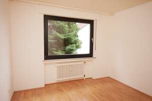 Sehr gepflegte 3,5-Raum-EG-Wohnung mit Balkon im beliebten Essener Südostviertel sucht Nachmieter – Langemarckstr. 262, 45309 Schonnebeck, Essen – Vorschaubild 6