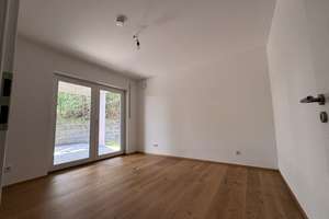 Lebendig wohnen: 3-Zimmer-Wohnung mit Terrasse und Garten in Schwandorf – Die vollständige Adresse der Immobilie erhältst du vom Anbieter., 92421 Schwandorf – Vorschaubild 5