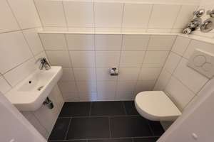 Familienfreundliche 4-Zimmer-Wohnung mit Loggia in Oberhausen zu vermieten – Zirbelstraße 46, 86154 Oberhausen-Nord, Augsburg – Vorschaubild 8