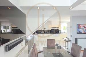 Stilvolles und elegantes Maisonette-Zuhause mit hochwertiger Ausstattung und Möblierung – Die vollständige Adresse der Immobilie erhältst du vom Anbieter., 90518 Altdorf bei Nürnberg – Vorschaubild 12