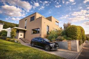 Exklusives Architektenhaus mit Design-Highlights und offenem Wohnkonzept – Die vollständige Adresse der Immobilie erhältst du vom Anbieter., 69151 Neckargemünd – Vorschaubild 2