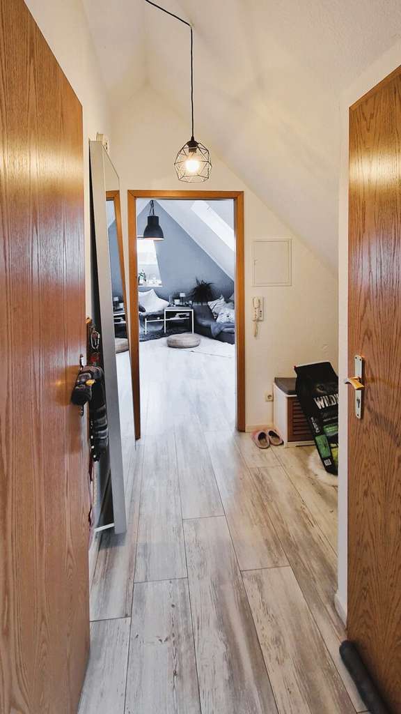 Immobilie in Stockelsdorf - 2-Zimmer DG Wohnung als perfekte Anlage!
- Zentral in 23617 Stockelsdorf  - - Bild 3