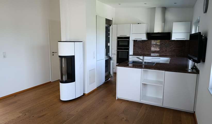 Moderne 4-Zimmer-Penthouse-Wohnung mit Terrasse & EBK - Foto 4