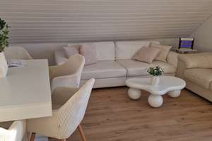 Klein aber mein! Dachgeschosswohnung in Ingolstadt Südwest – Die vollständige Adresse der Immobilie erhältst du vom Anbieter., 85051 Südwest, Ingolstadt – Vorschaubild 2