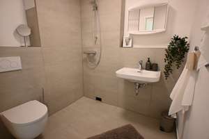 LENNER´S CAMPUSAPARTMENTS! Möblierte Apartments mit Balkon direkt an der UNI-Bochum! – Am Hochschulcampus 11, 44801 Querenburg, Bochum – Vorschaubild 4