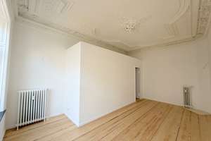 - Prachtvolle Stuckdecken - Stilvolle 3-Zimmer Altbauwohnung mit hohen Decken – Am Dobben 70, 28203 Ostertor, Bremen – Vorschaubild 14