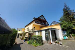 Investoren aufgepasst: Vollvermietetes Ensemblehaus mit Wintergarten & Ausgebautem Dachboden – Die vollständige Adresse der Immobilie erhältst du vom Anbieter., 42855 Neuenkamp, Remscheid – Vorschaubild 1