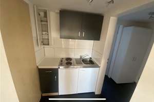 Renovierte 1 Zimmer Dachgeschoss Wohnung an ältere Dame ab 55 zu vermieten.  – Die vollständige Adresse der Immobilie erhältst du vom Anbieter., 44319 Wickede, Dortmund – Vorschaubild 11