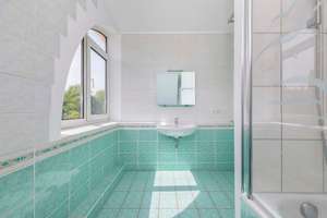 Über den Dächern von Göggingen – großzügige vermietete 3-Zimmer-Wohnung mit Dachterrasse – Die vollständige Adresse der Immobilie erhältst du vom Anbieter., 86199 Göggingen-Nordwest, Augsburg – Vorschaubild 6