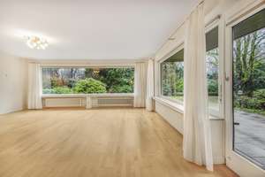 Bremen-Oberneuland: großzügiges freist. Einfamilienhaus mit 5 Zimmern, großem Grundstück und Garage – Die vollständige Adresse der Immobilie erhältst du vom Anbieter., 28355 Oberneuland, Bremen – Vorschaubild 11