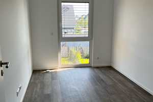 Moderne 4-Zimmer-Doppelhaushälfte mit gehobener Innenausstattung und EBK in Neuenhagen bei Berlin – Salbeiweg 9, 15366 Märkisch-Oderland (Kreis) – Vorschaubild 8