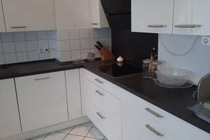Modernisiert in 2018. Erdgeschoss-Wohnung in zentraler Wohnlage. Übernahme Einbauküche mgl. – Frohnhauser Str. 134, 45144 Holsterhausen, Essen – Vorschaubild 3