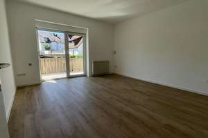Eigener Garten! Wunderschöne, lichtdurchflutete 2-Zimmer-Wohnung mit Garten, Balkon und Stellplatz – Lindenstraße 2, 71522 Backnang – Vorschaubild 7