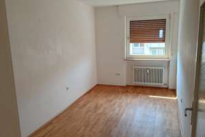 Helle 3,5-Zimmer Etagenwohnung  im Herzen von Darmstadt von Privat zu verkaufen  – Die vollständige Adresse der Immobilie erhältst du vom Anbieter., 64283 Mitte, Darmstadt – Vorschaubild 9